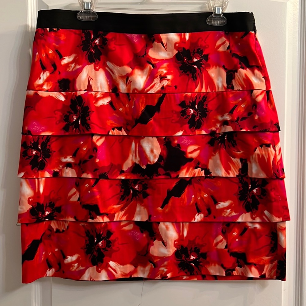 Larry Levine red, black, white skirt Sz. 12